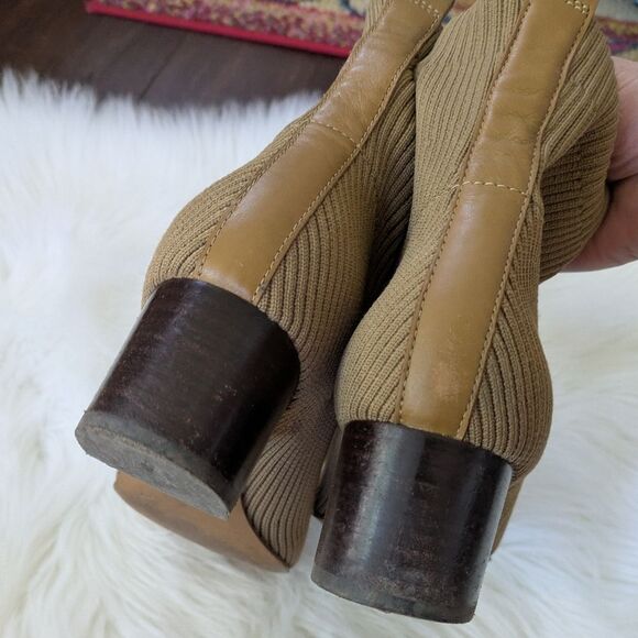Everlane The Glove Boots Beige Tan Brown Womens Knit Ankle Bootie Size 7.5 - Picture 4 of 7